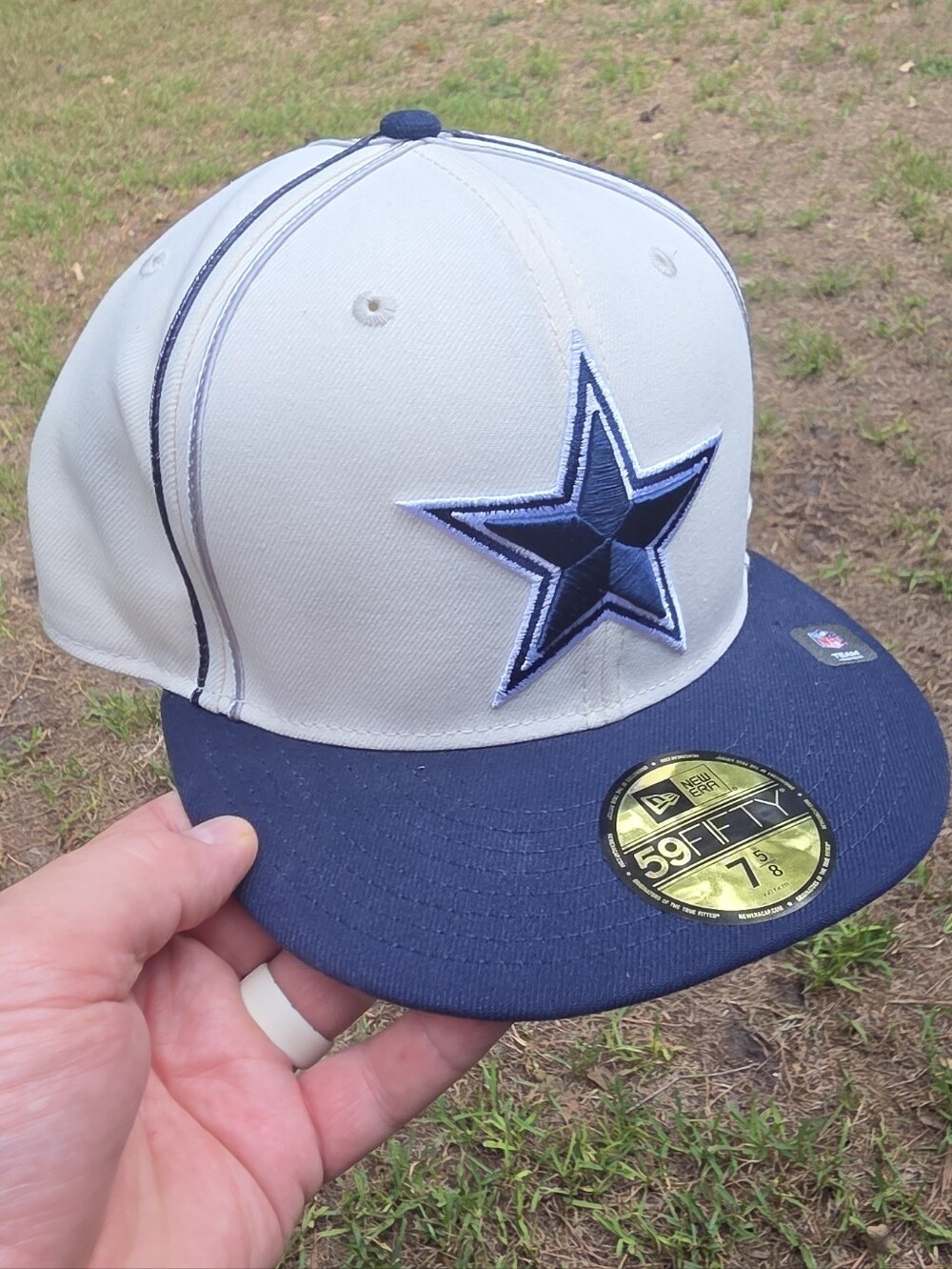 DALLAS COWBOYS|New Era 59Fifty Team Headgear|White/Blue Pin-Stripe|Size 7 5/8